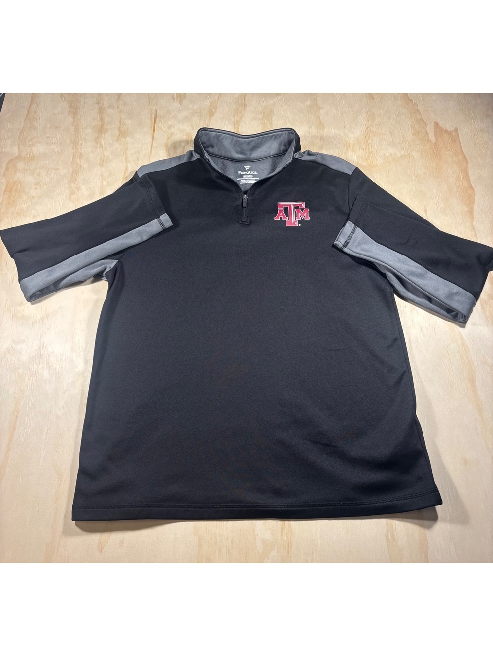 NCAA Men’s Texas A&M 1/4 zip long sleeve pullover Size XL Football Basketball